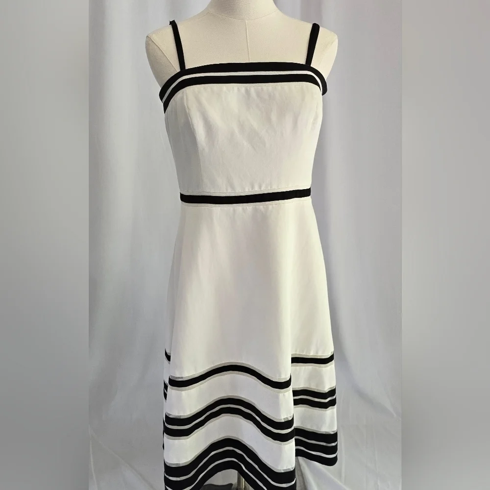 Ann Taylor Silk-Blend Strapless Fit & Flare White Dress Black Stripes Sz. 8 - Picture 1 of 12
